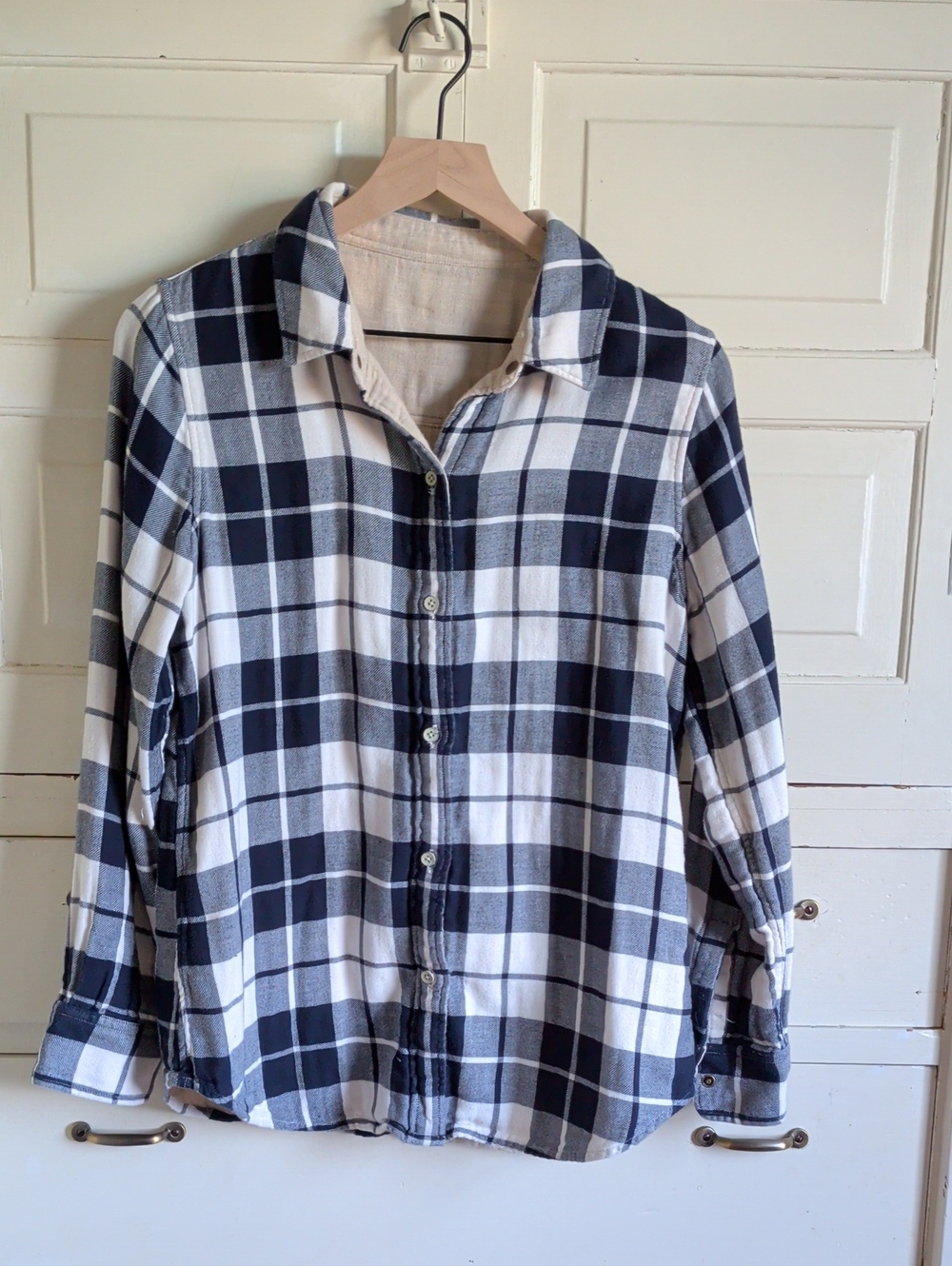 Faherty Navy and White Plaid Button-Down Shirt